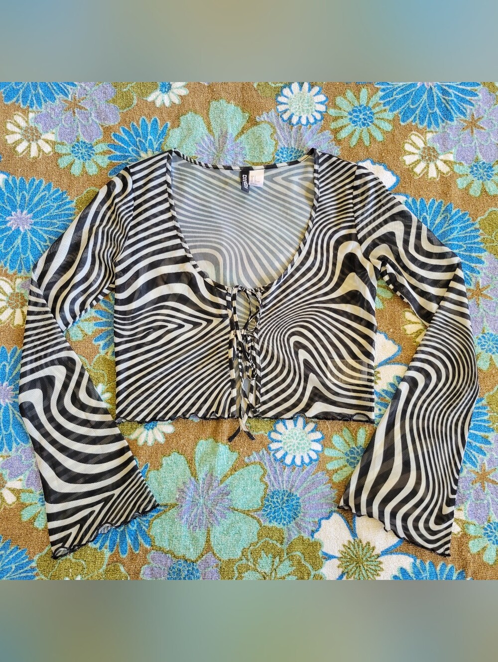 Divided | Sheer Black & White Swirl Mesh Long Sleeve Crop